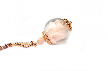 Blüten Kette Rosenquarz Ladyville